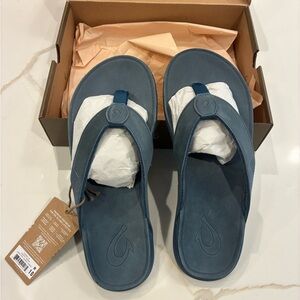 OluKai Tuahine Lagoon Sandals BRAND NEW